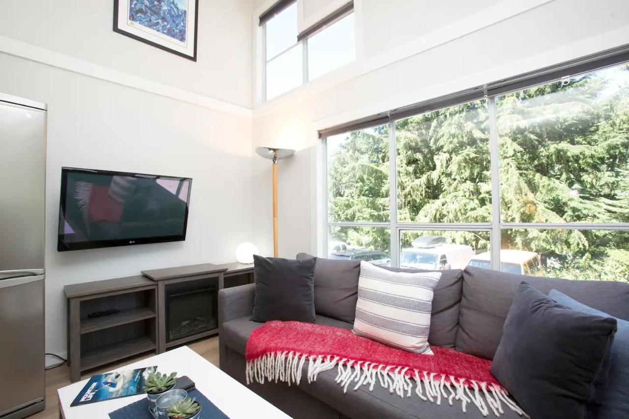 Gondola Haus - Free Parking Apartment Whistler Exterior photo